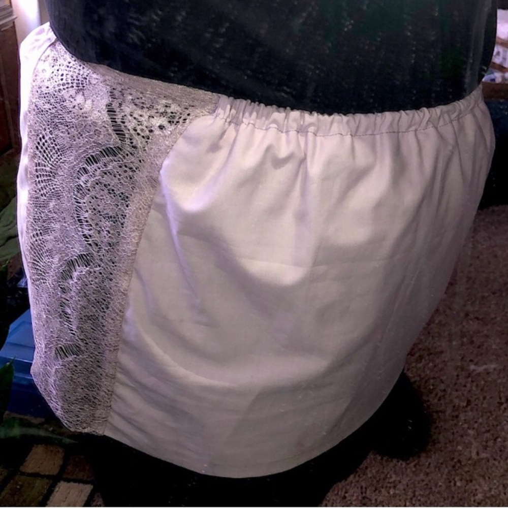 Sheer Side Shiny Lace and Cotton Plus Size Lavender Cardigan & Skirt XXL 47-52” - Picture 9 of 12